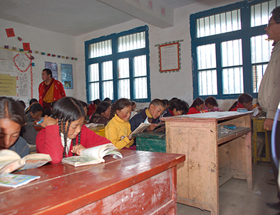 Arik Rinpoche teaching children